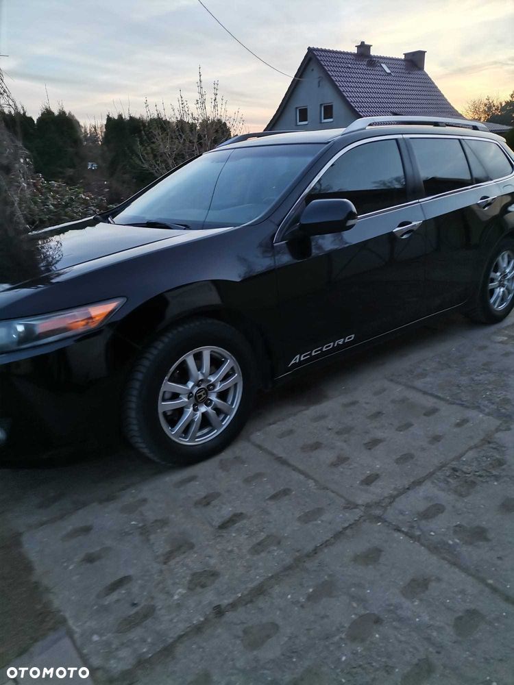 Honda Accord - 4