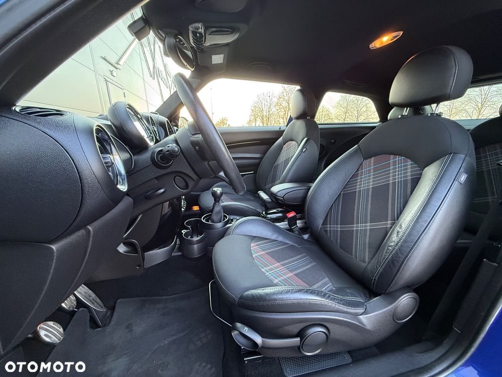 MINI Paceman Cooper SD - 16