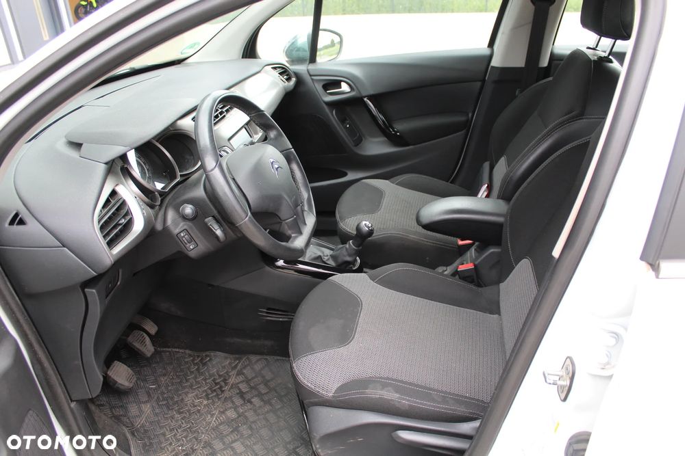 Citroën C3 1.2 PureTech Selection - 10