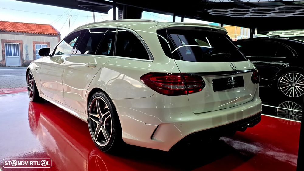 Mercedes-Benz C 63 AMG Standard - 7