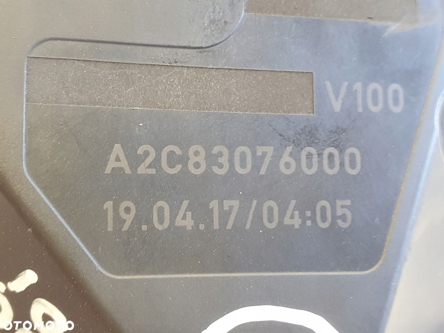 VW Passat B6 2.0 TDI PRZEPUSTNICA A2C83076000 - 2