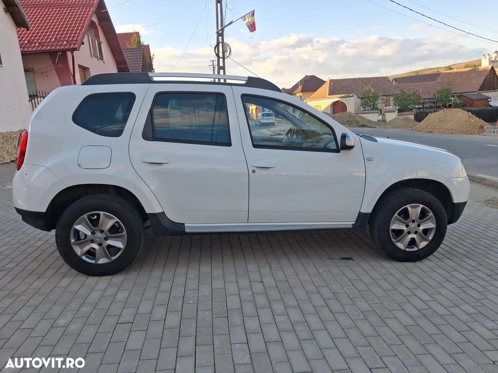 Dacia Duster 1.6 16V 105 4x4 Prestige - 8