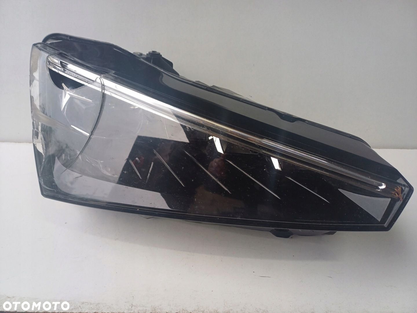 lampa prawy przod SKODA SCALA FULL LED EUROPA - 1