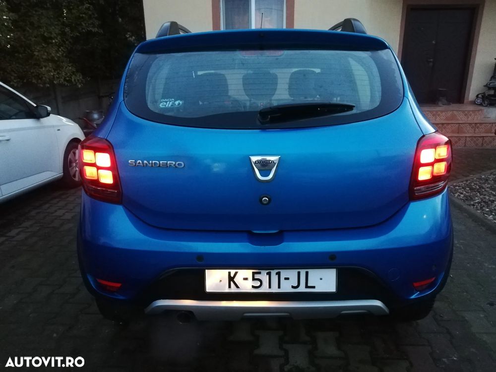 Dacia Sandero TCe 90 S&S Celebration - 18