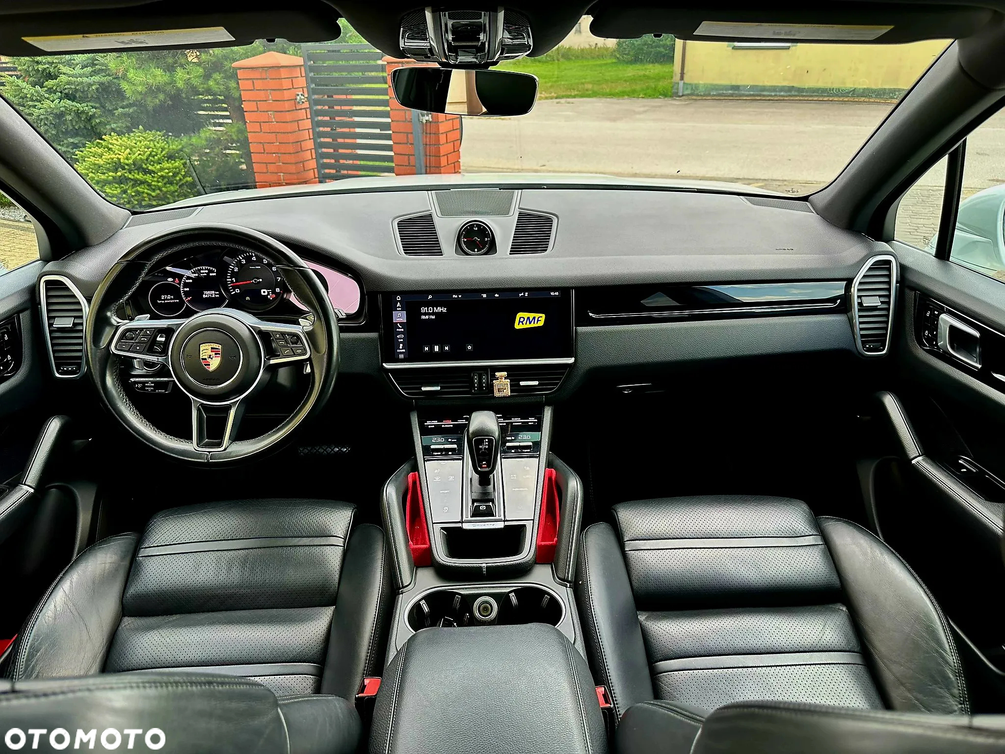 Porsche Cayenne Standard - 9