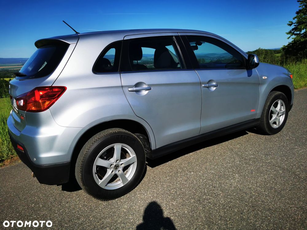 Mitsubishi ASX - 4