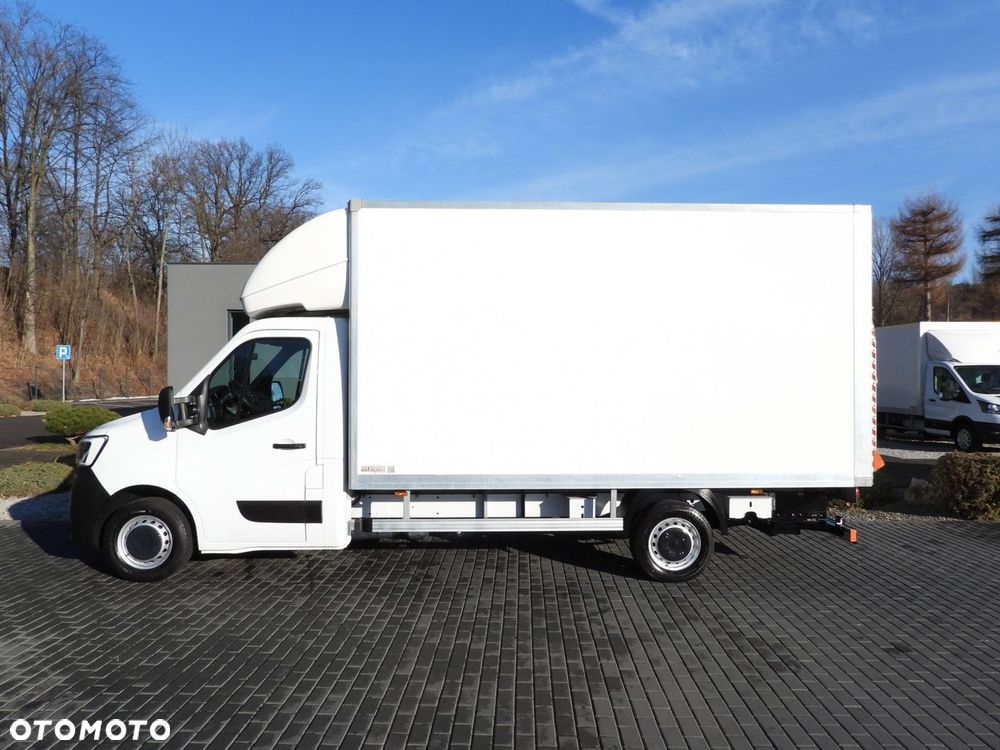 Renault MASTER KONTENER WINDA 8 PALET TEMPOMAT LEDY KLIMATYZACJA  145KM - 10