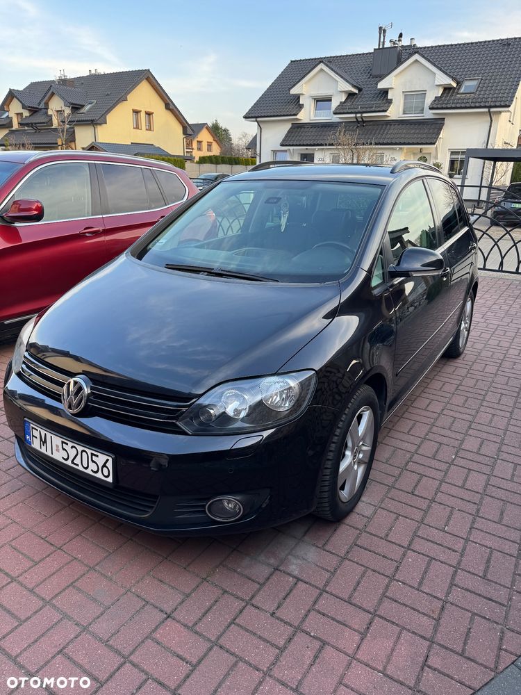 Volkswagen Golf - 1