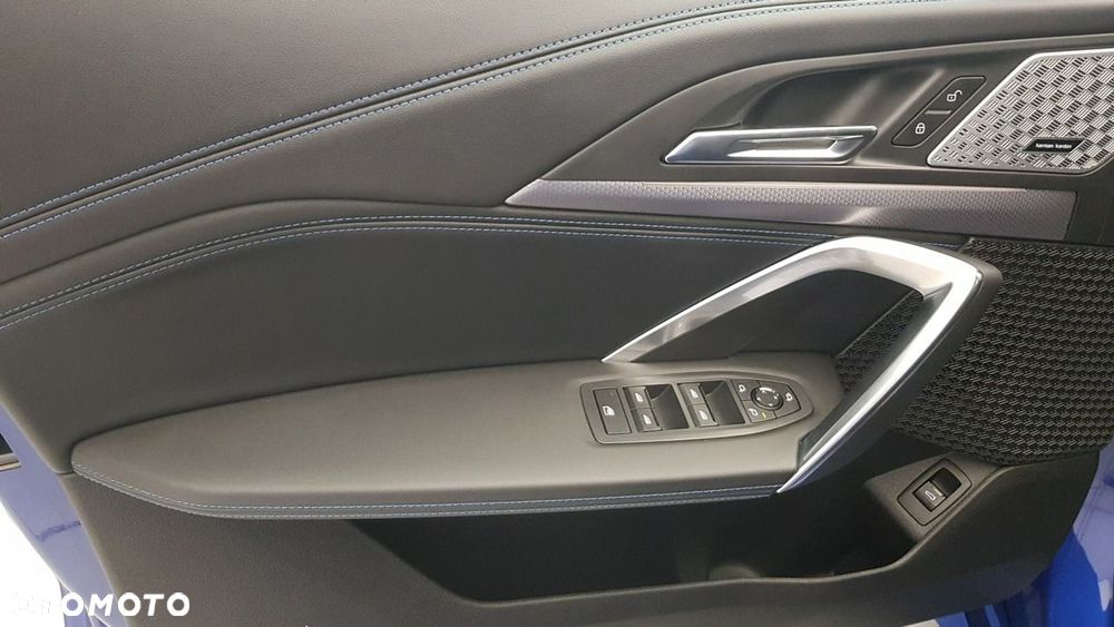 BMW iX1 - 21