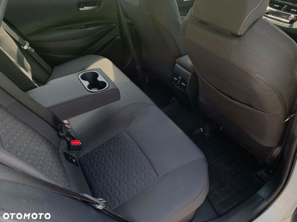 Toyota Corolla 1.8 Hybrid Comfort - 21