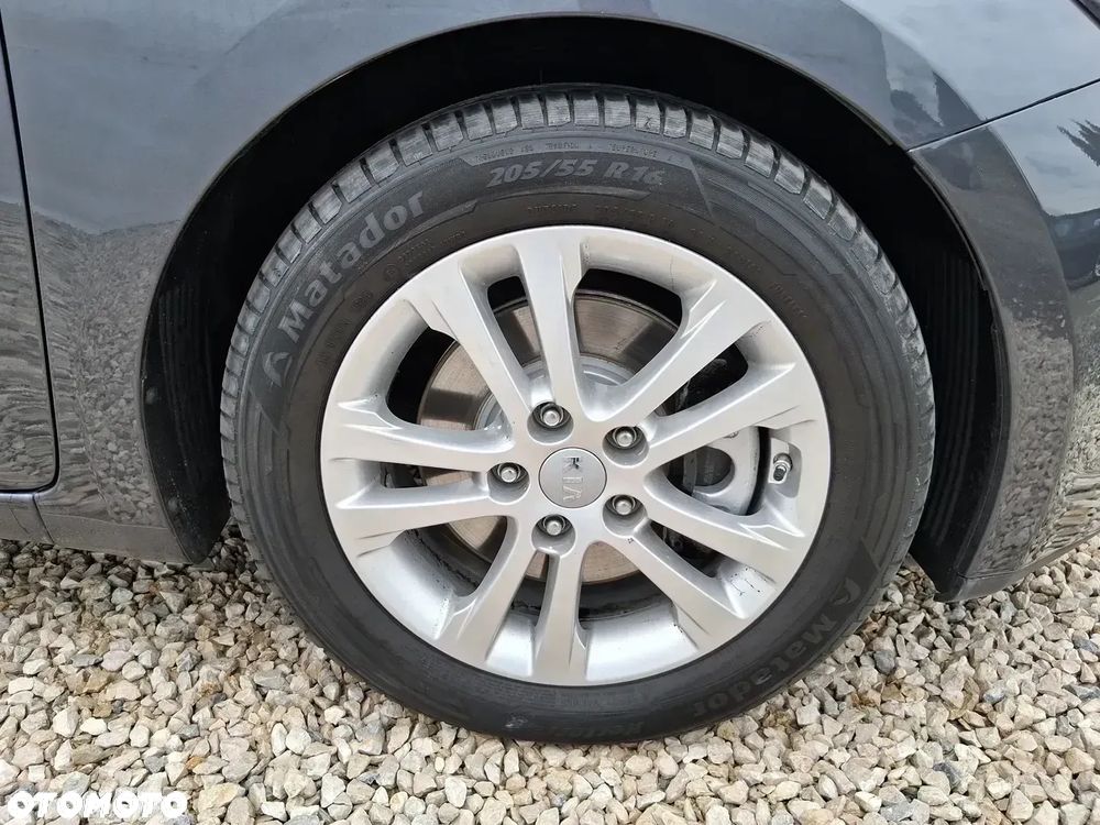 Kia Ceed 1.6 GDI Fifa World Cup Edition - 9