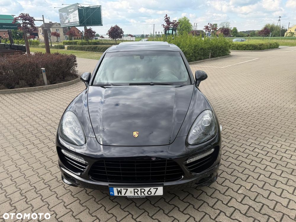 Porsche Cayenne - 40