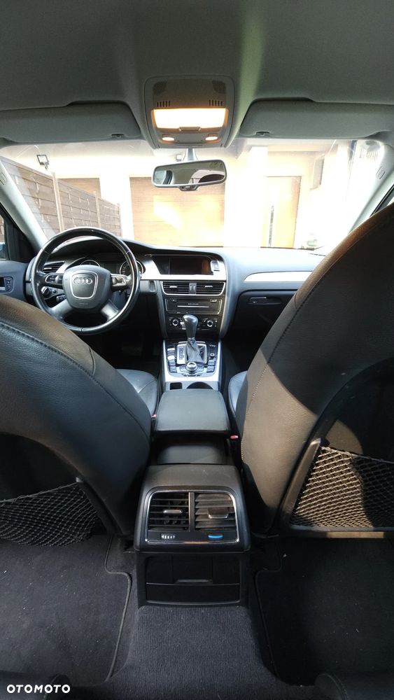 Audi A4 Avant 2.0 TDI Multitronic - 11