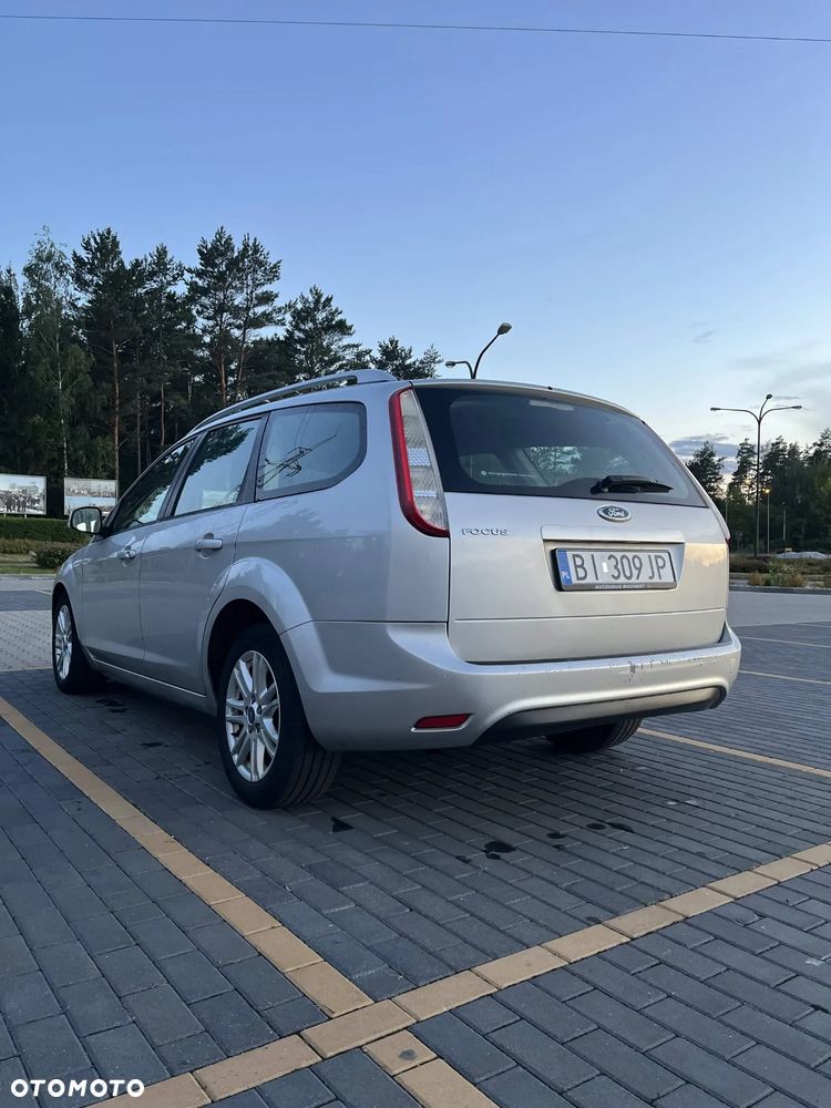 Ford Focus 1.6 Trend - 6