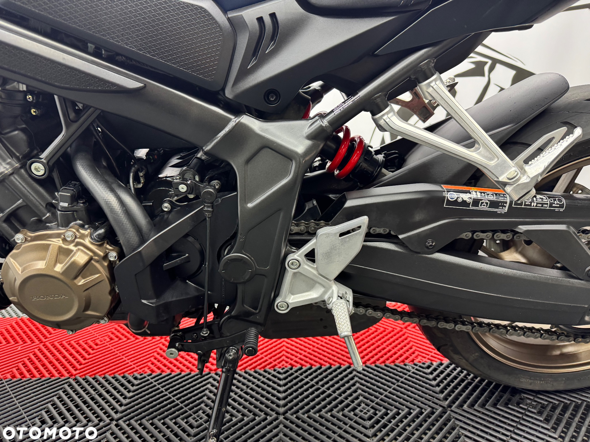 Honda CB - 19