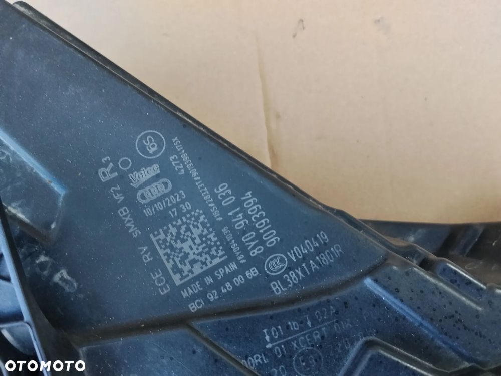 Lampa prawa Matrix Audi a3 8y0 941 036 Europa bdb stan - 2