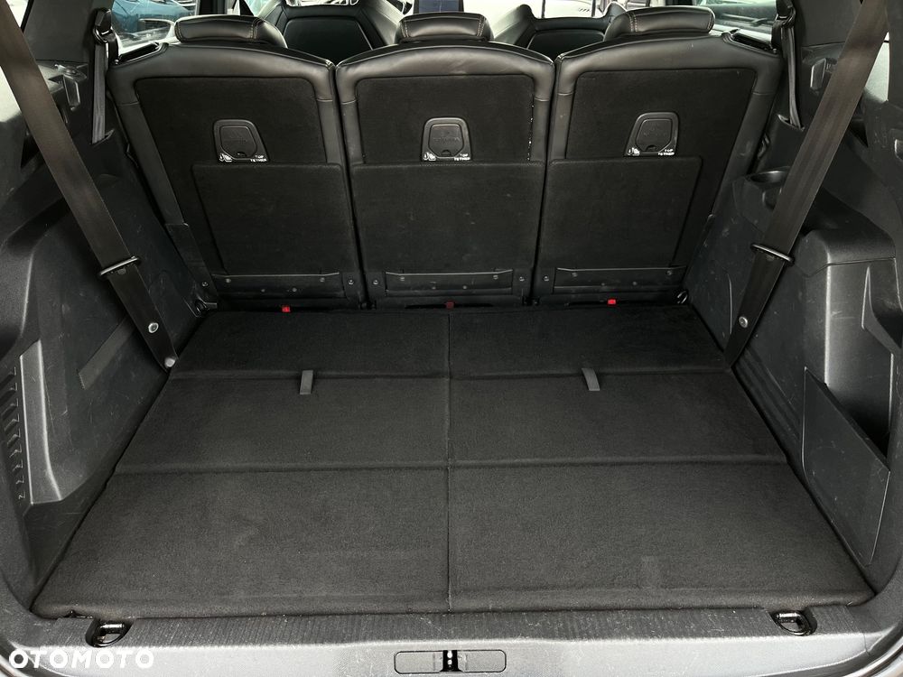 Peugeot 5008 - 28