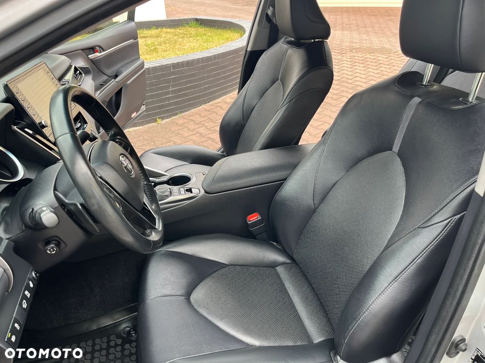 Toyota Camry 2.5 Hybrid Executive CVT - 20