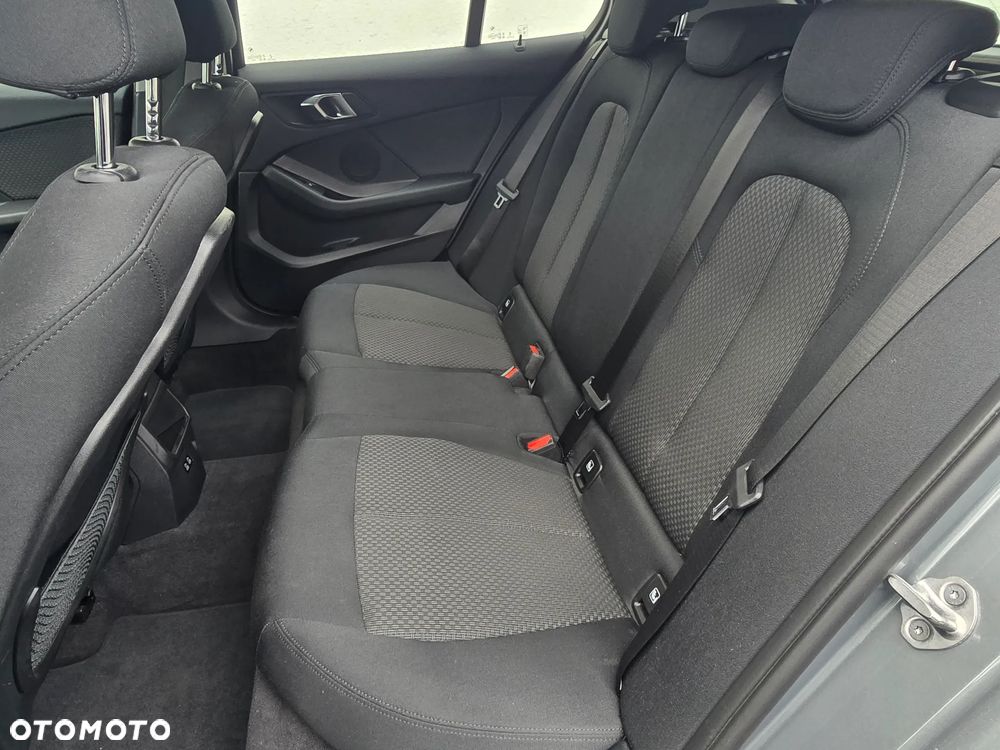 BMW Seria 1 118i Advantage - 12