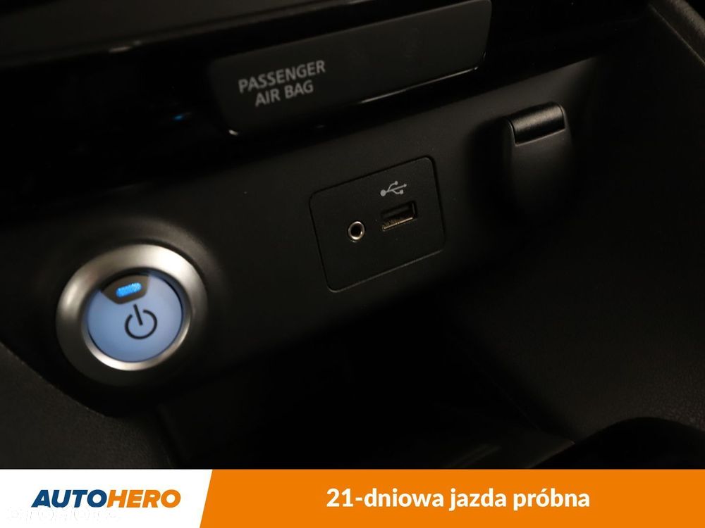 Nissan Leaf 40kWh Acenta (6.6 kW) - 26