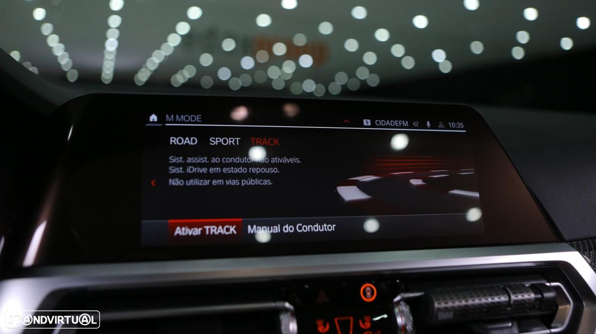 BMW M4 Competition xDrive - 27