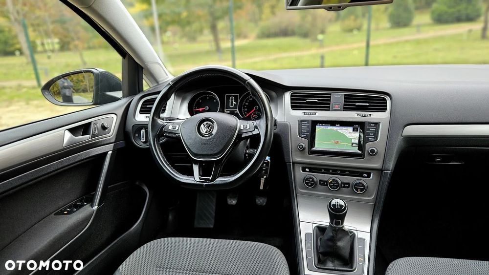Volkswagen Golf Variant 1.6 TDI BlueMotion Comfortline - 33