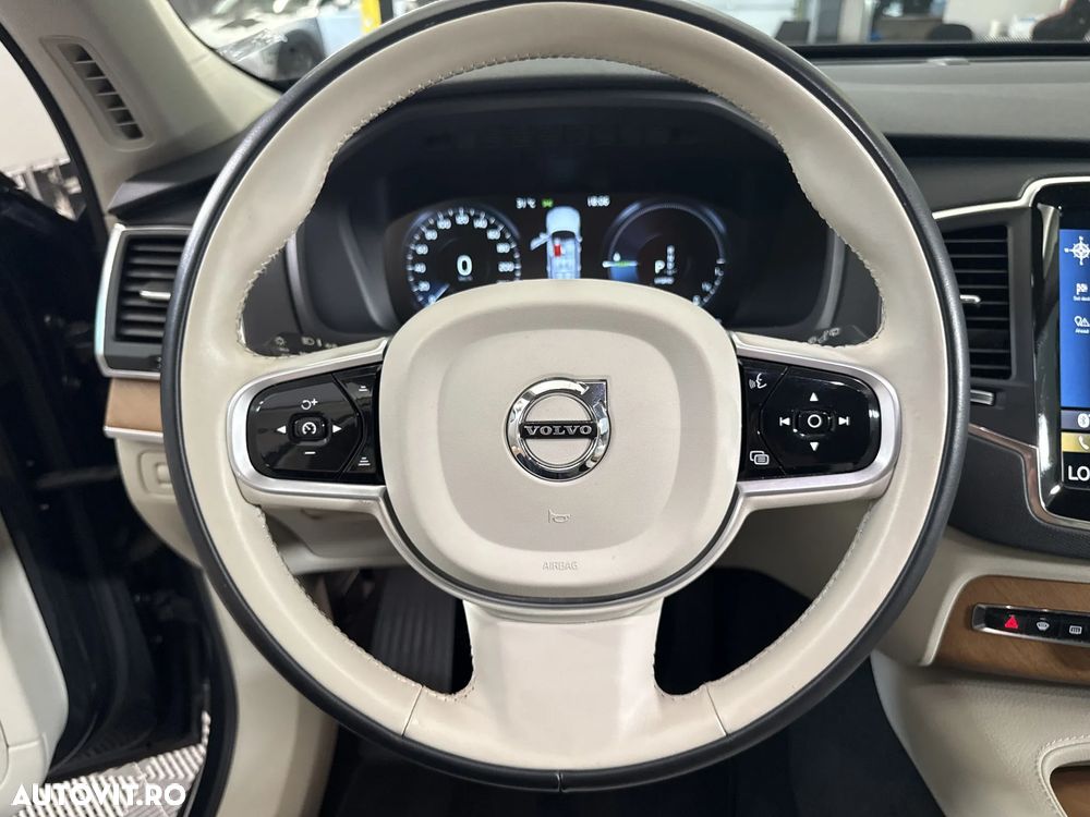 Volvo XC 90 Recharge T8 eAWD R-Design - 17