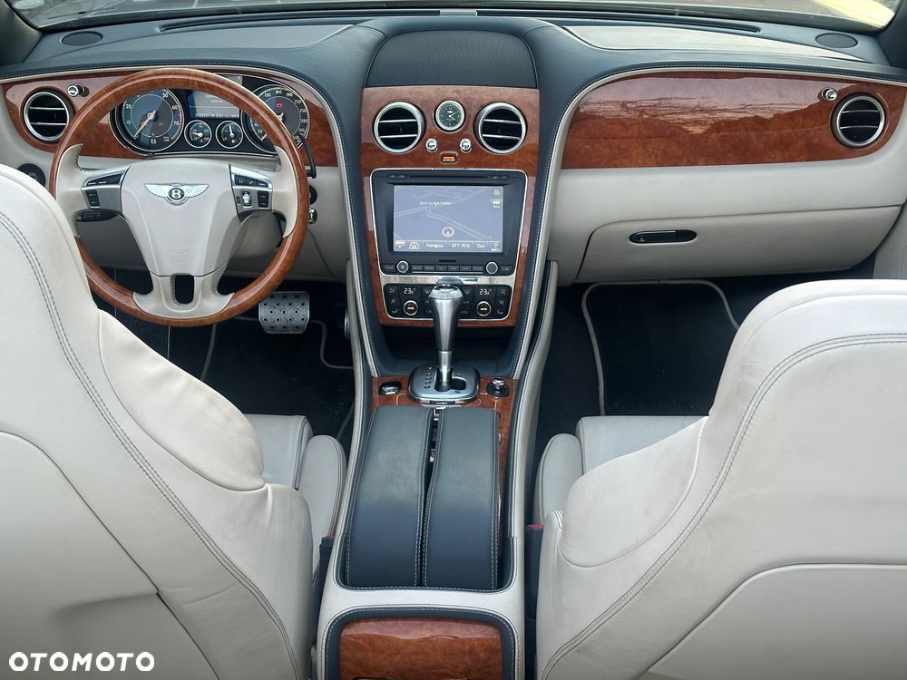 Bentley Continental GT V8 Convertible - 14