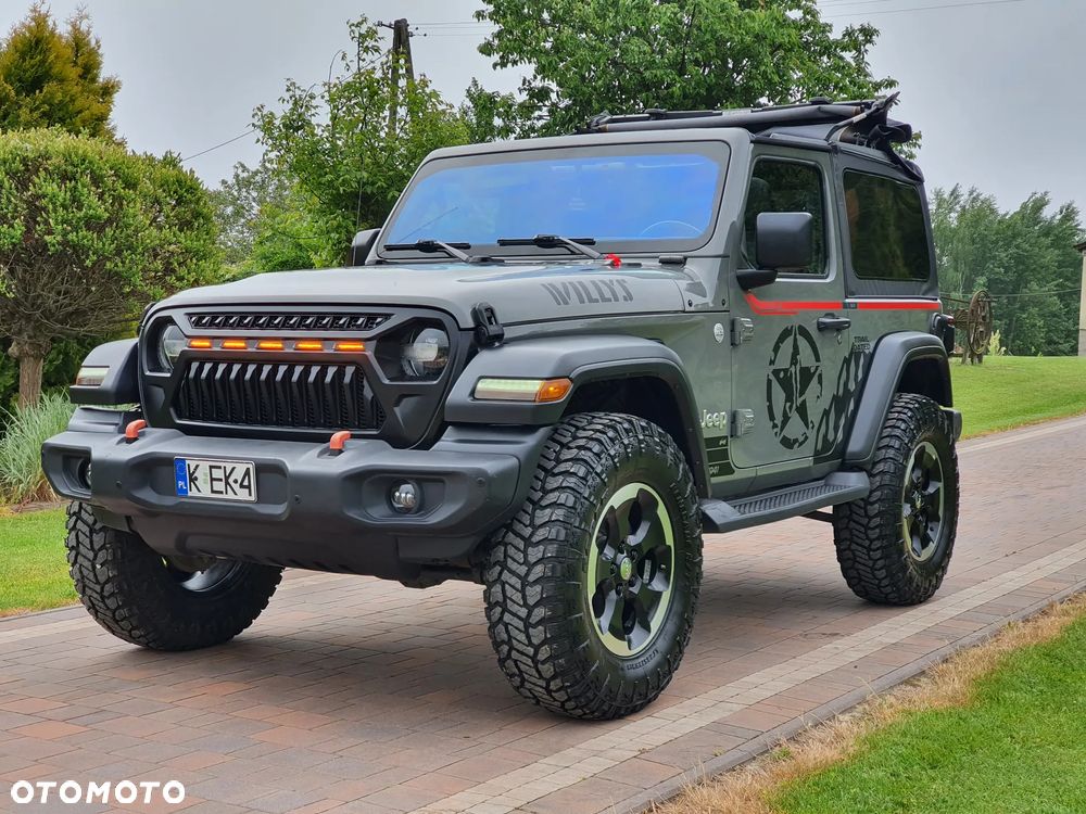 Jeep Wrangler - 1
