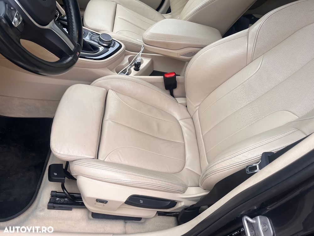 BMW Seria 2 218d Active Tourer Sport-Aut. M Sport - 8