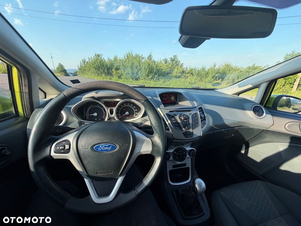 Ford Fiesta 1.3 Ghia - 17