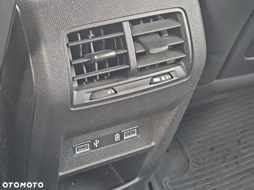 Peugeot 308 1.2 PureTech GPF GT Pack S&S EAT8 - 37