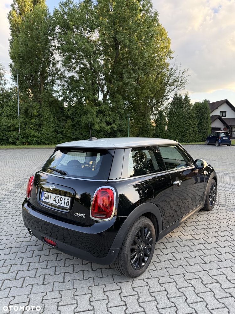 MINI Cooper Standard - 4