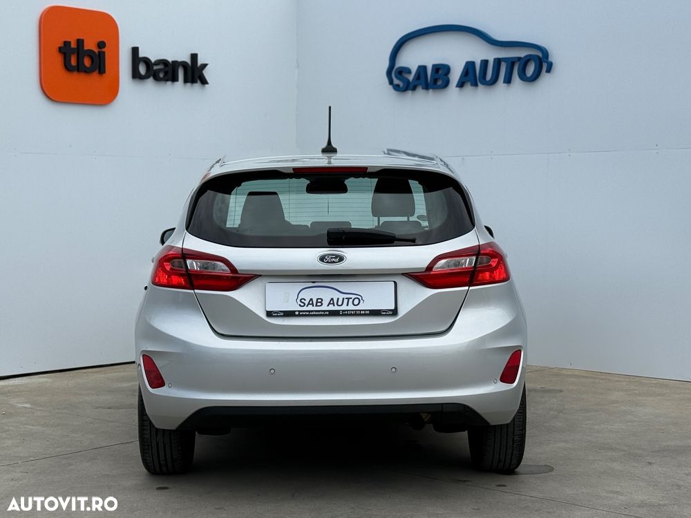 Ford Fiesta - 20