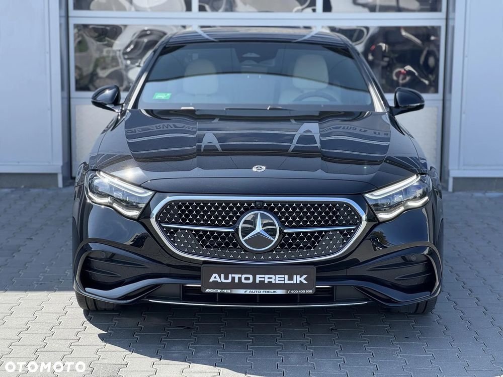 Mercedes-Benz Klasa E 300 PHEV 4-Matic AMG 9G-Tronic - 5
