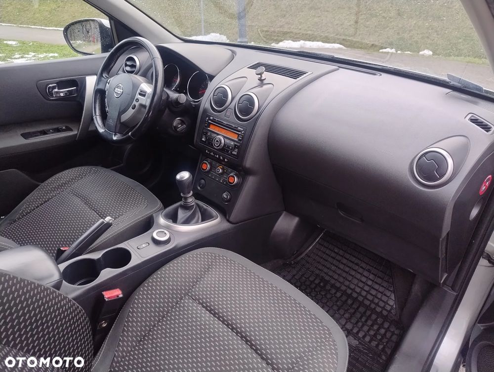 Nissan Qashqai 2.0 dCi DPF I-Way - 27