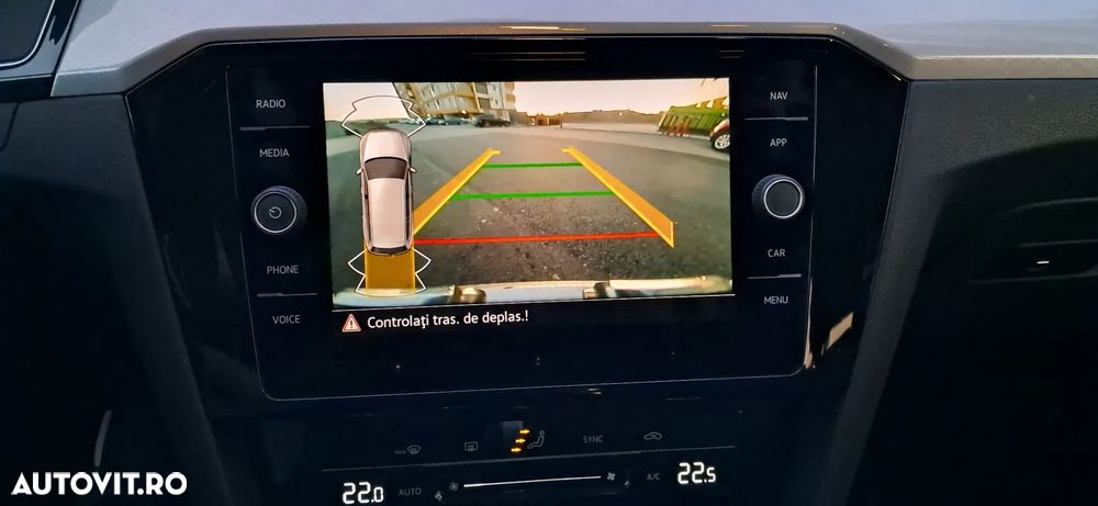 Volkswagen Passat Variant 2.0 TDI DSG (BlueMotion Technology) Comfortline - 10