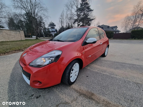 Renault Clio 1.2 16V TCE S