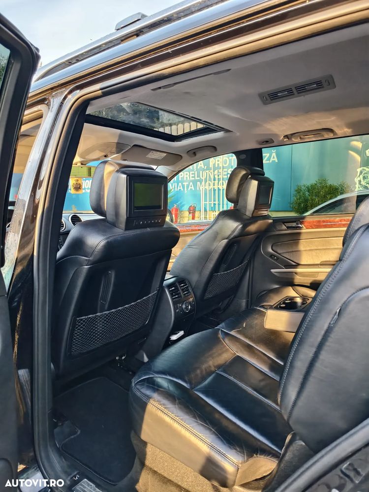 Mercedes-Benz GL - 10
