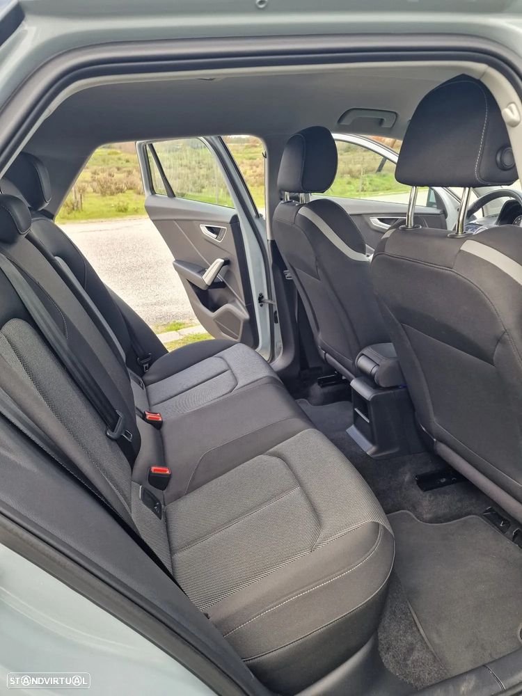 Audi Q2 30 TFSI - 12