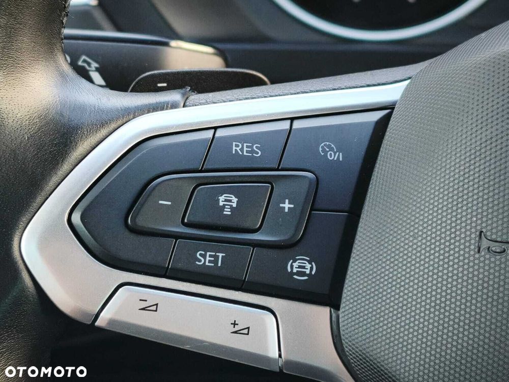 Volkswagen Tiguan 1.5 TSI EVO Life DSG - 25