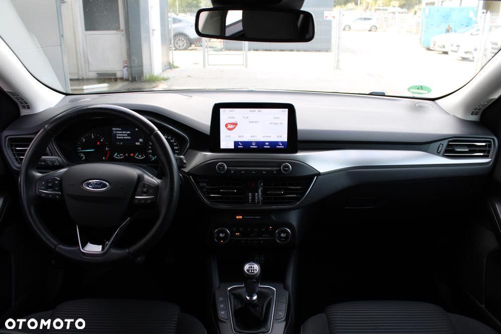 Ford Focus - 27