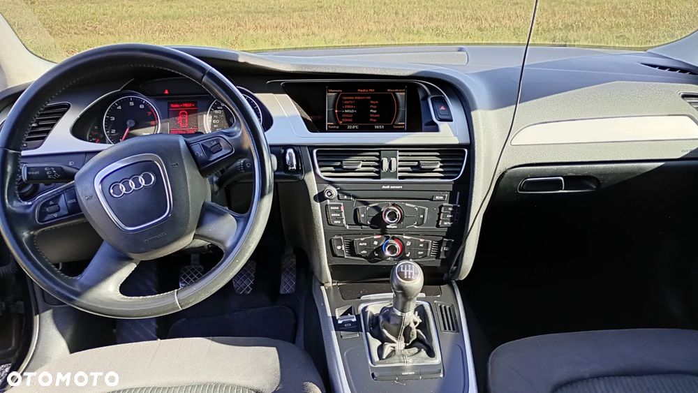 Audi A4 Avant - 8