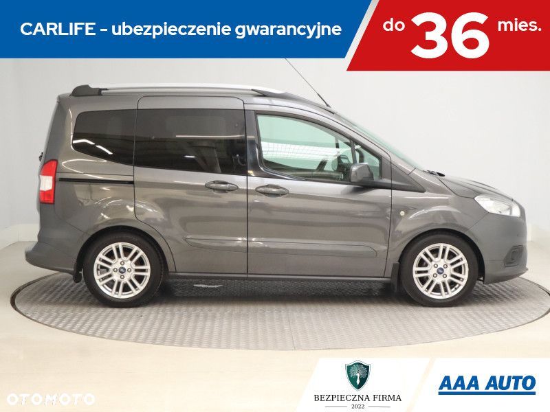 Ford Tourneo Courier - 8