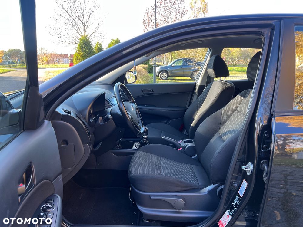 Hyundai i30 i30cw 1.4 Comfort - 16