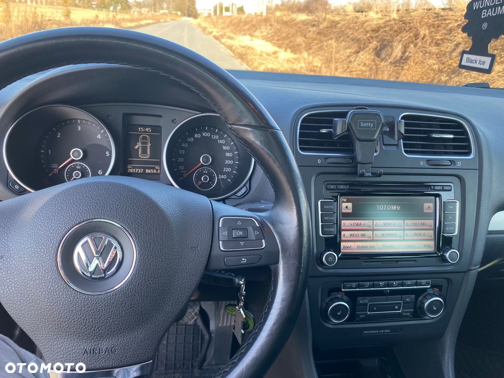 Volkswagen Golf 1.6 TDI DPF Highline - 12