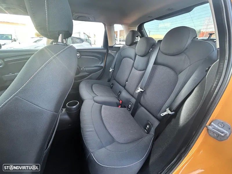 MINI 5 Portas One D - 23