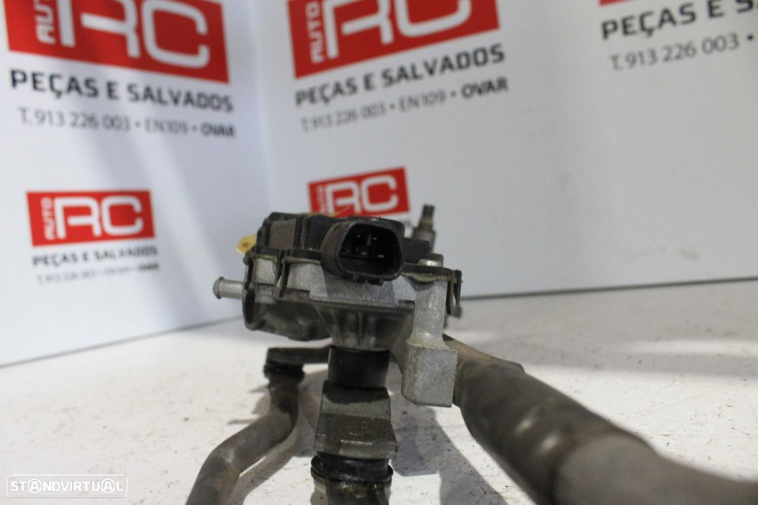 Limpa Para Brisas Mazda 5 - 2