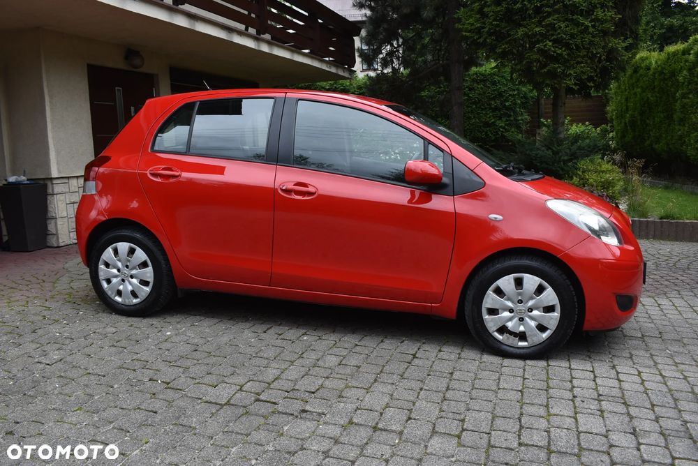Toyota Yaris 1.33 VVT-i Executive - 1