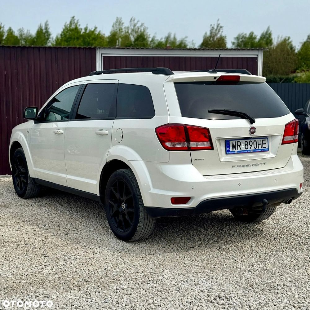 Fiat Freemont 2.0 Multijet Black Code AWD - 5